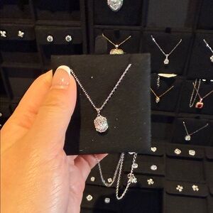 Elegant Silver Pendant Necklace